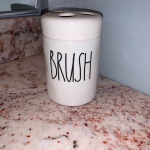 Rae Dunn “brush”